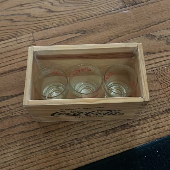 Coca-cola mini crate with 3 glasses - Picture 3 of 7